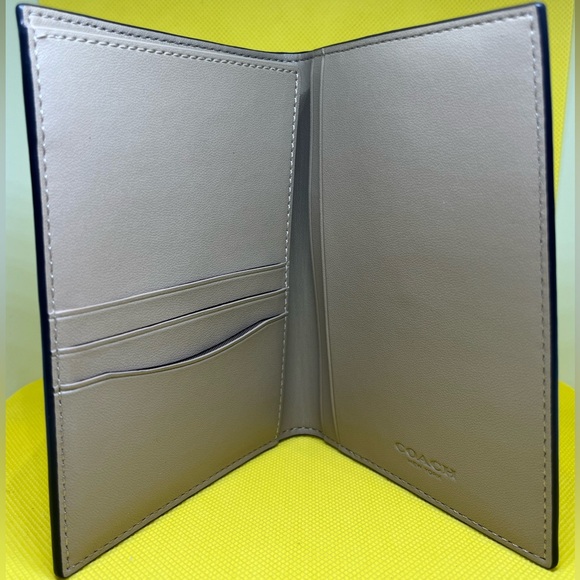 NWT Coach Passport Carrier - Picture 3 of 5